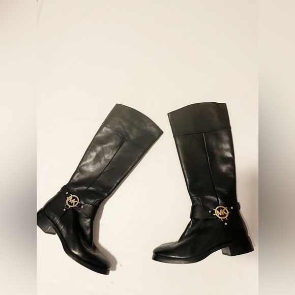 Michael Kors leather boots with gold MK size 8 - Picture 1 of 5